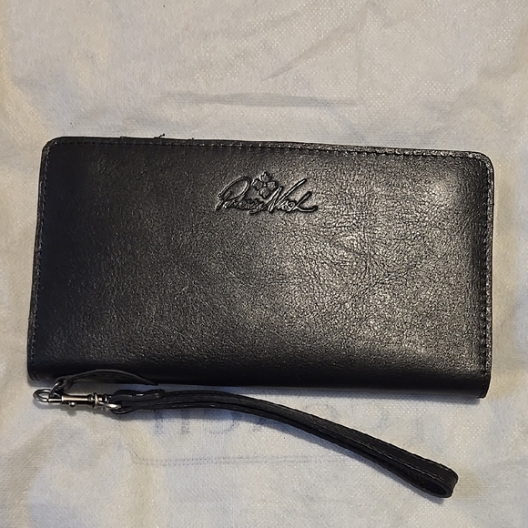 Patricia Nash Black Leather/Wristlet - Picture 3 of 9